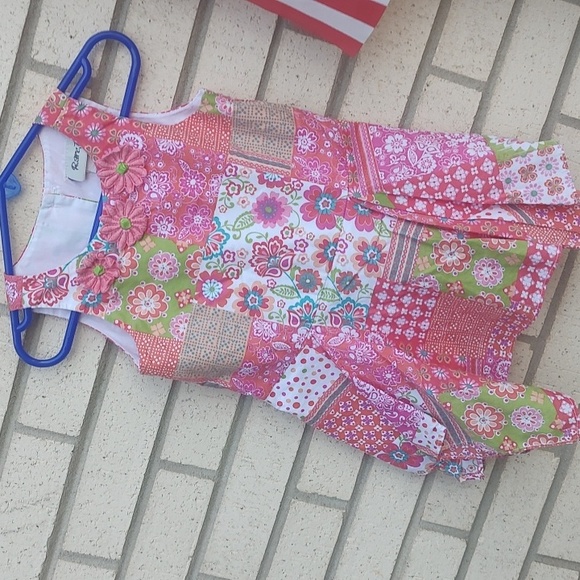 Pink dress/flowers - Picture 8 of 12